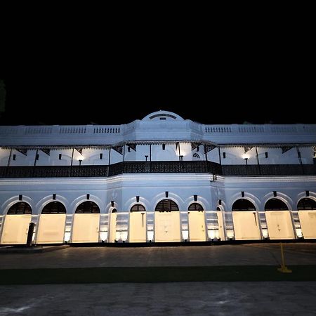 Saroja Heritage, Varanasi Exterior foto